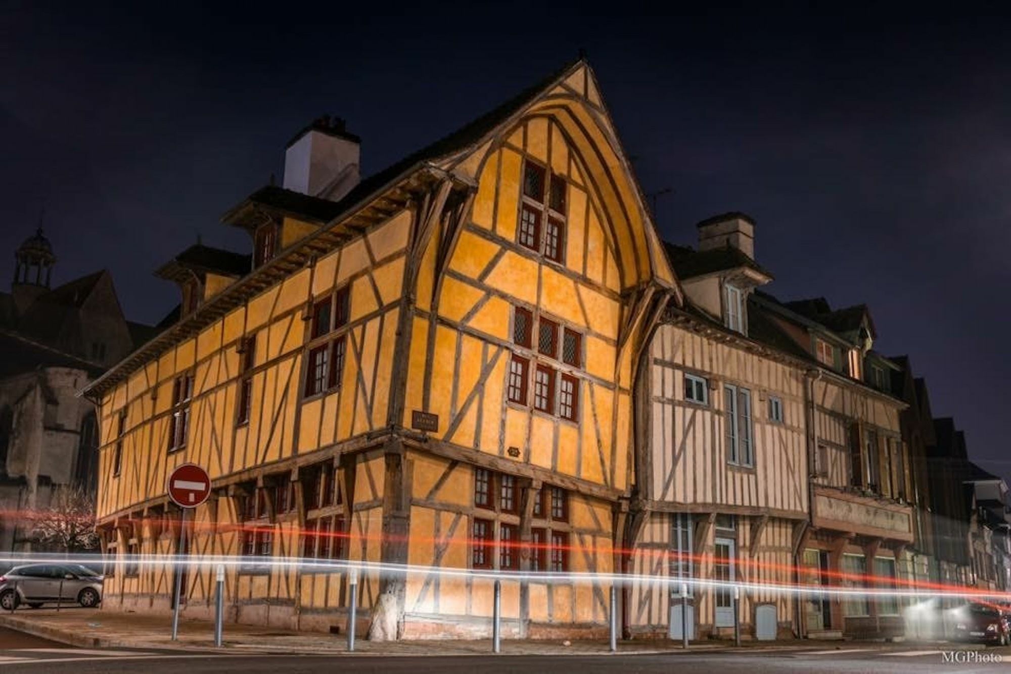 Logis Hotel Du Cirque Troyes Centre Historique المظهر الخارجي الصورة